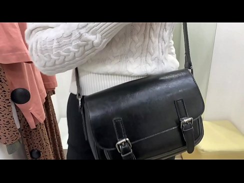 ❤️ Masturbasi umum tina jalang ngora FeralBerry sareng dildo di kamar pas ️ pelacur di urang% su.porn-milf-300.ru% ❌️❤