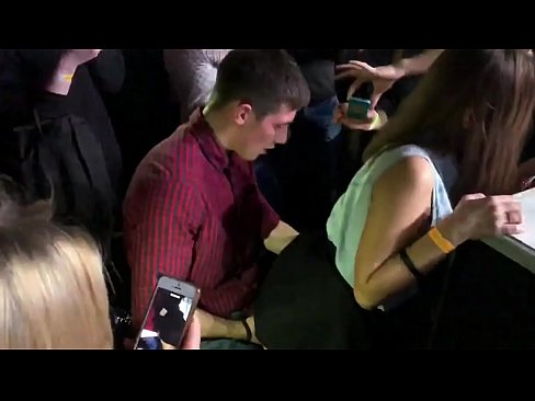 ❤️ Sex nyata dina nightclub Rusia. gadis Rusia 18 taun heubeul dina anus jeung heunceut fucked di nightclub a ️ pelacur di urang% su.porn-milf-300.ru% ❌️❤